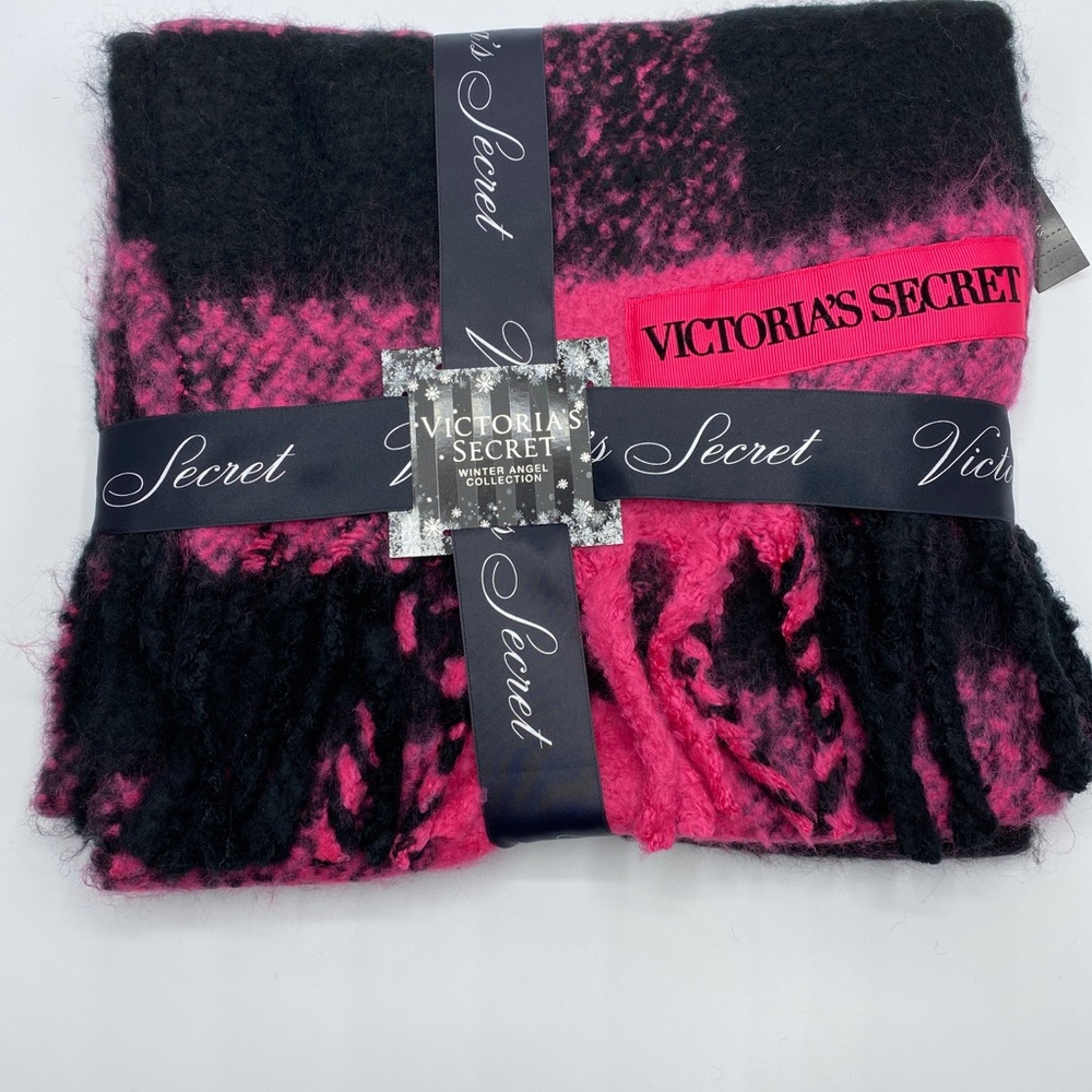 Victoria Secret Scarf!